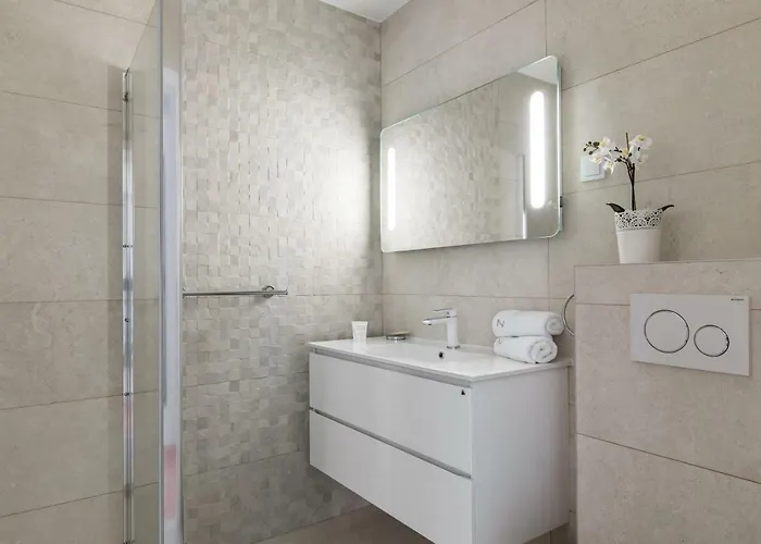 Luxury & Stella Maris * Σπλιτ