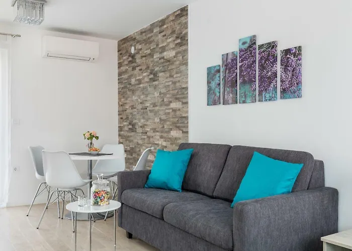 Luxury & Stella Maris * Σπλιτ