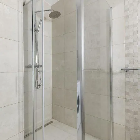 Luxury & Stella Maris *